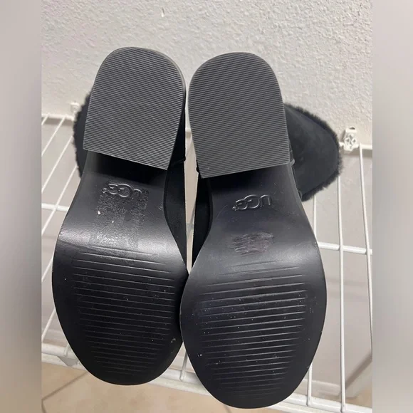 Ugg Jerene Booties used in great shape size 9 - Picture 8 of 11